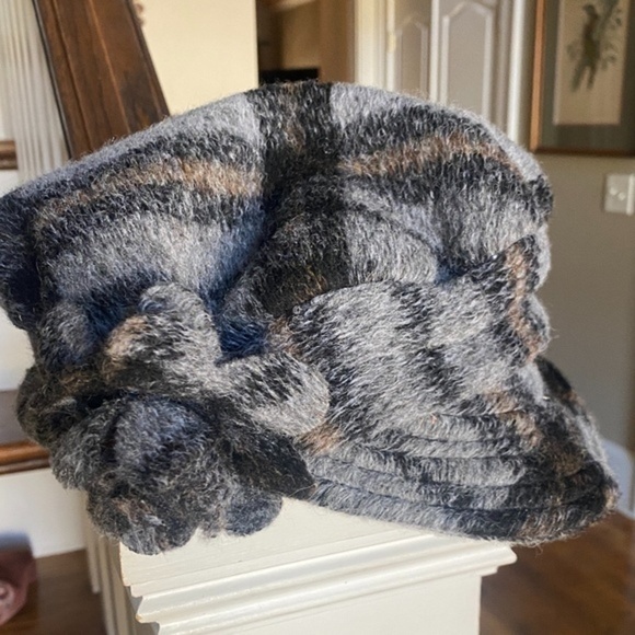 Anthropologie Accessories - Anthropologie Grey Embellished  Plaid Newsboy Hat